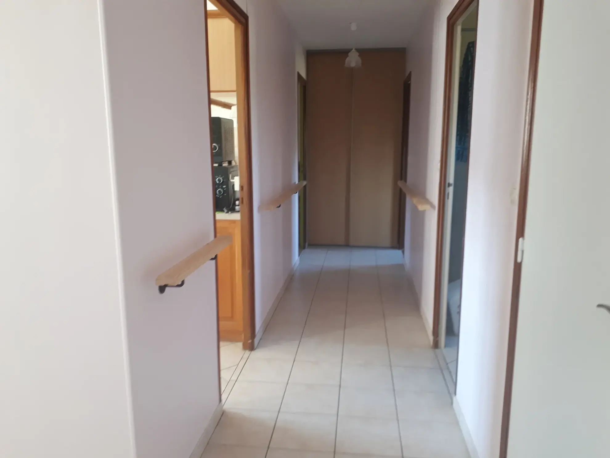 Maison 3 chambres avec terrasse, jardin et garage à Buxeuil 37160 