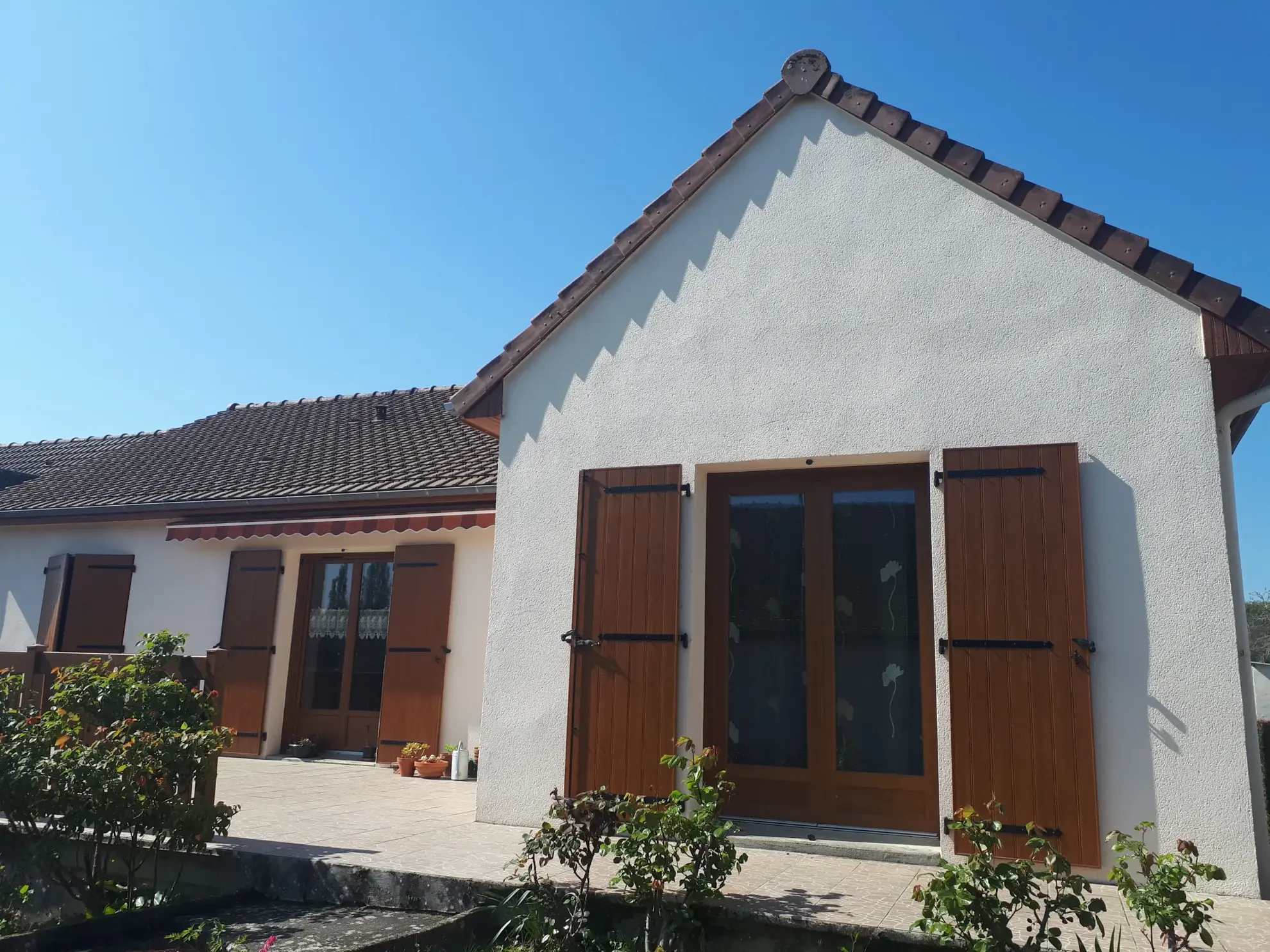 Maison 3 chambres avec terrasse, jardin et garage à Buxeuil 37160 