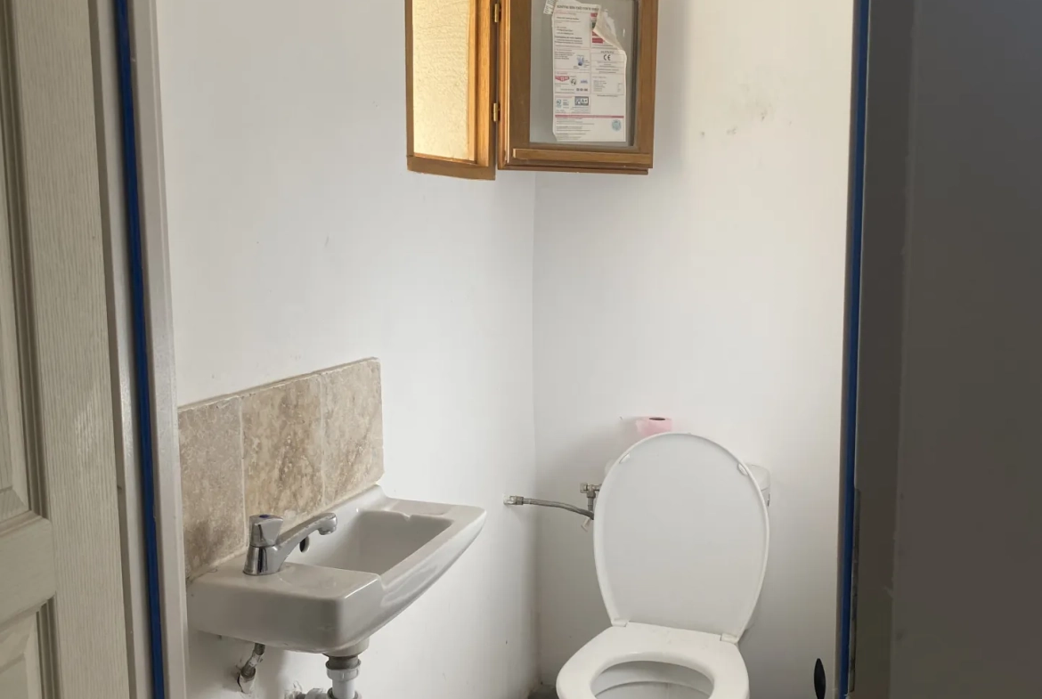 Immeuble de rapport à vendre au centre d'Orange, entièrement rénové, idéal investissement 