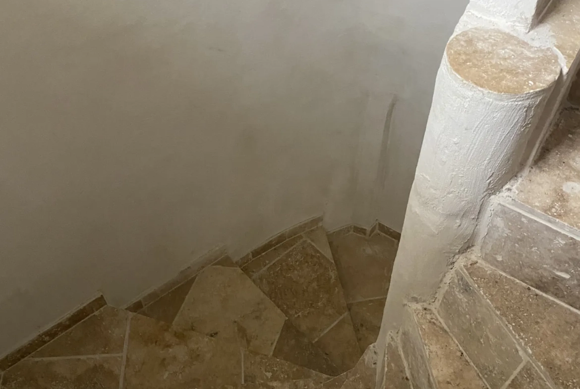 Immeuble de rapport à vendre au centre d'Orange, entièrement rénové, idéal investissement 