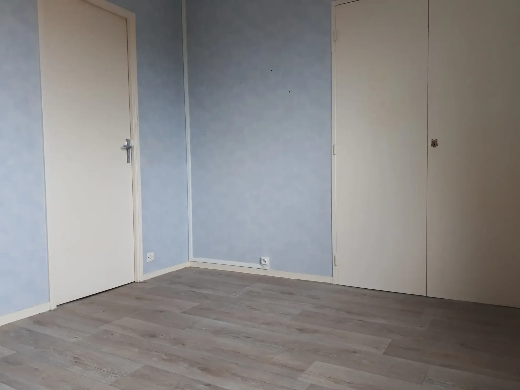 Maison avec jardin et garage à vendre à Poitiers, proche centre historique 