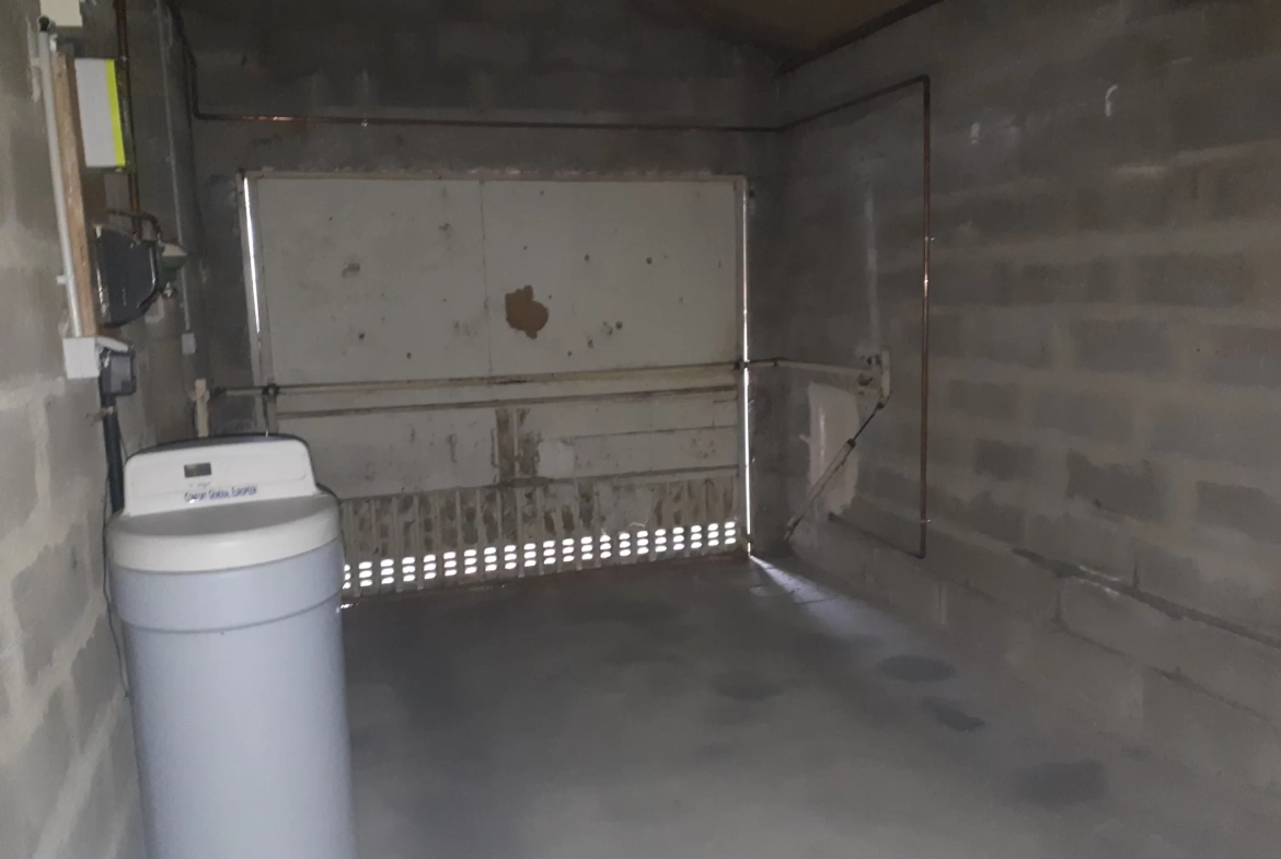 Maison avec jardin et garage à vendre à Poitiers, proche centre historique 