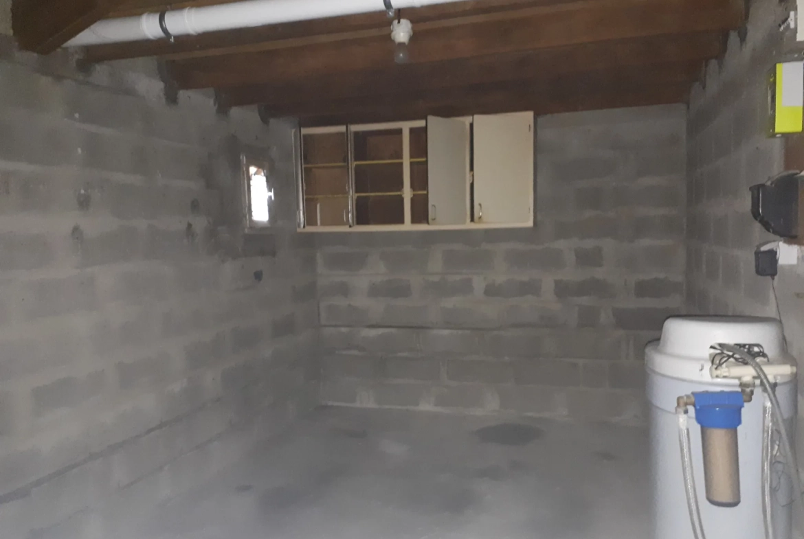 Maison avec jardin et garage à vendre à Poitiers, proche centre historique 