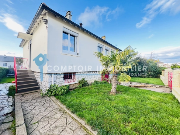Maison à Auneau avec jardin clos et parking, proche des commerces et écoles