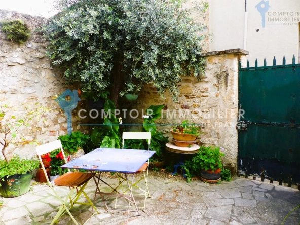 Maison de village de 53 m² avec cour orientée sud à Vallabregues