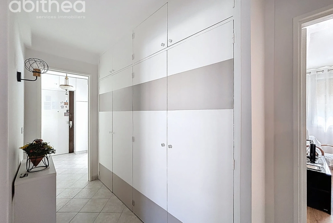 Grand appartement 4 pièces en centre-ville de Choisy-le-Roi avec parking et cave 