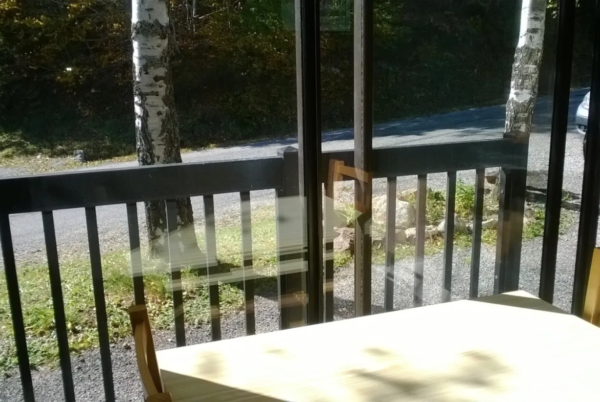 Studio meublé de 25 m² avec véranda chauffée à Montferrier, proche pistes 