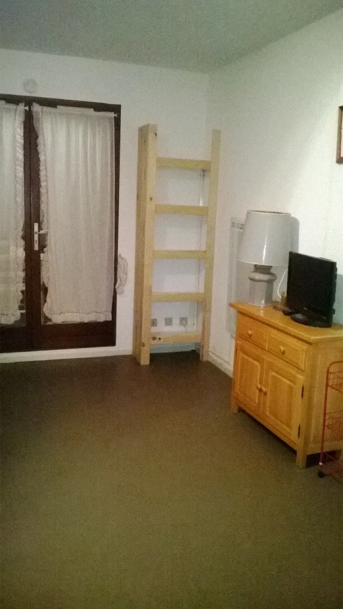 Studio meublé de 25 m² avec véranda chauffée à Montferrier, proche pistes 