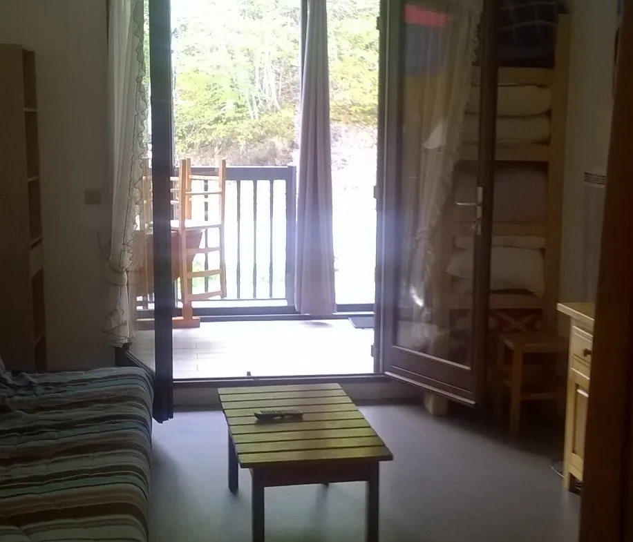 Studio meublé de 25 m² avec véranda chauffée à Montferrier, proche pistes 