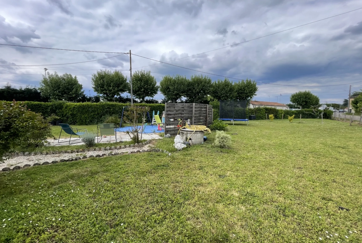 Charmante maison de plain-pied avec jardin à Saint-Magne-de-Castillon 