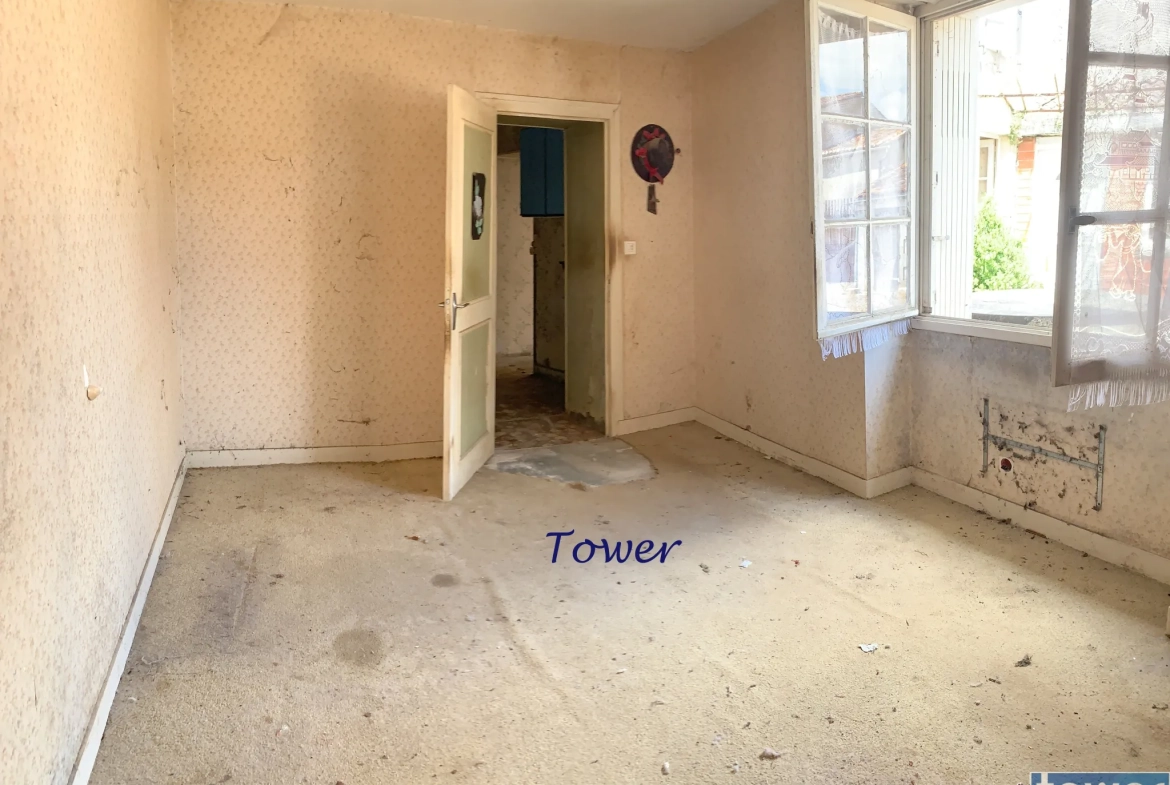 Maison à rénover de 120 m² avec dépendances à Beauvais-sur-Matha (17490) 