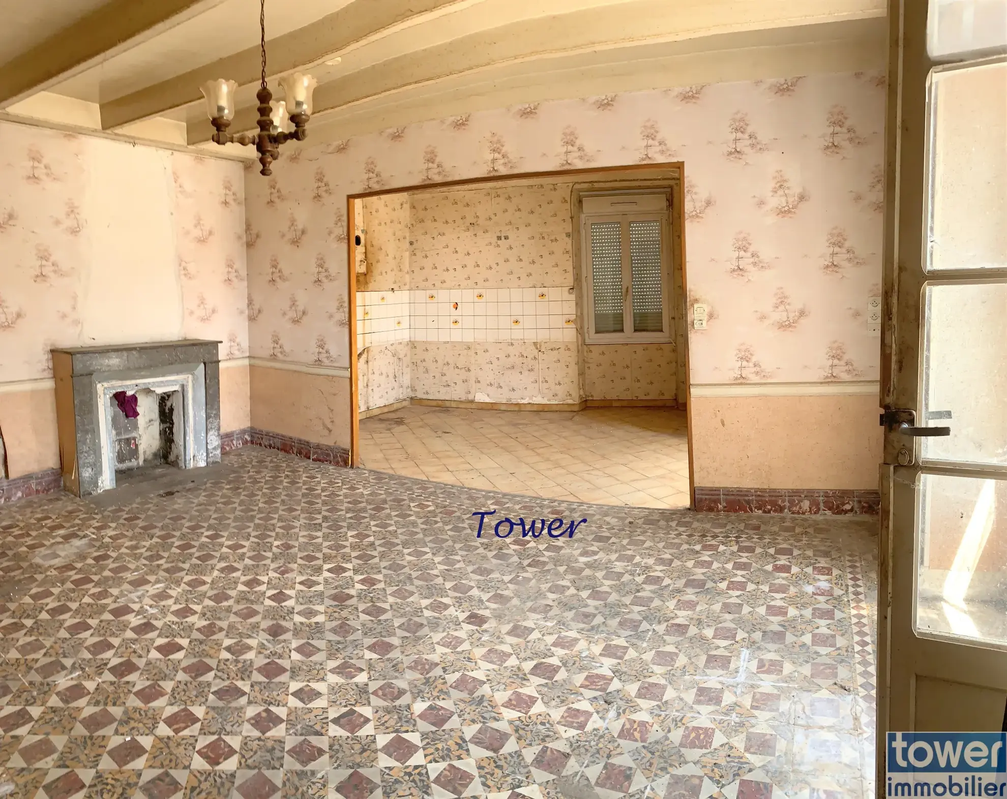 Maison à rénover de 120 m² avec dépendances à Beauvais-sur-Matha (17490) 