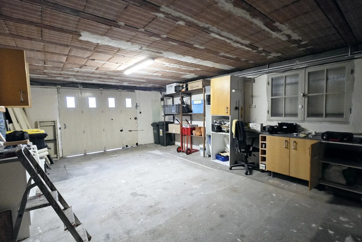 Maison traditionnelle de 175m² avec jardin à Port Sainte Foy et Ponchapt 