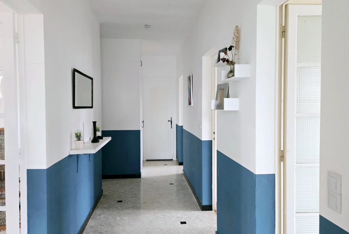 Maison traditionnelle de 175m² avec jardin à Port Sainte Foy et Ponchapt 