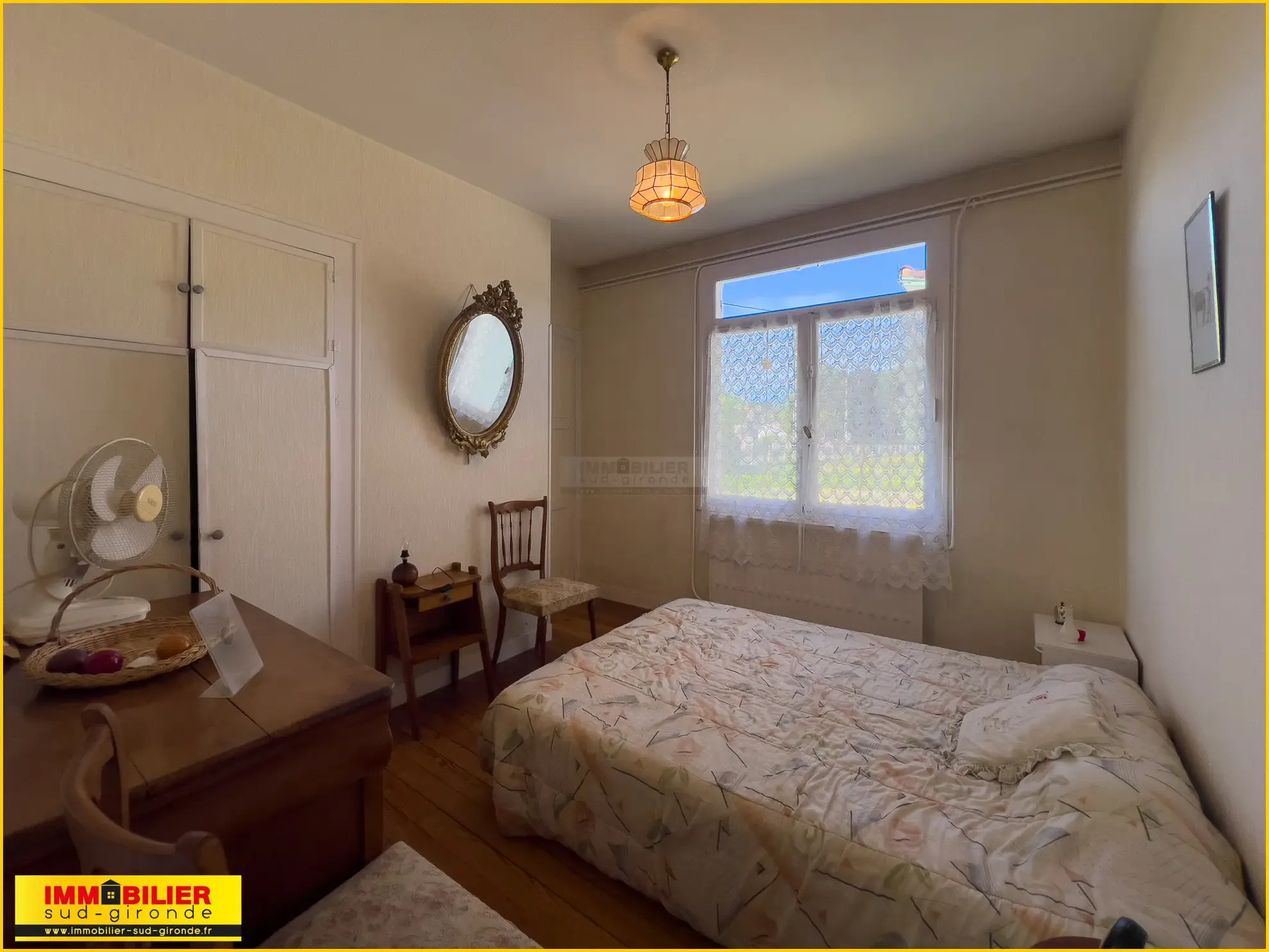 Maison à rénover avec 4 chambres et garage proche centre de Podensac 