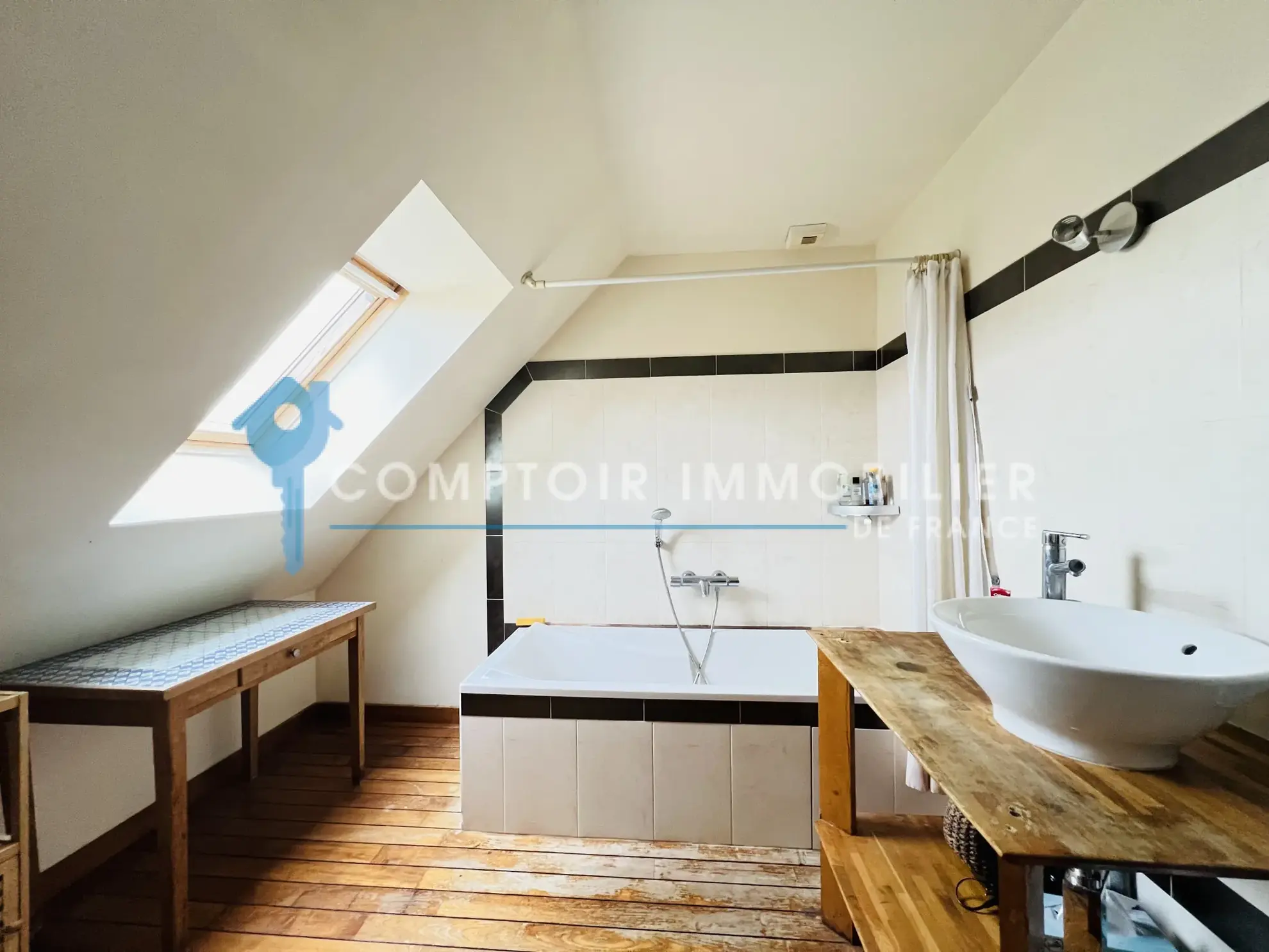 Maison moderne à Auneau avec 4 chambres et jardin paysagé 