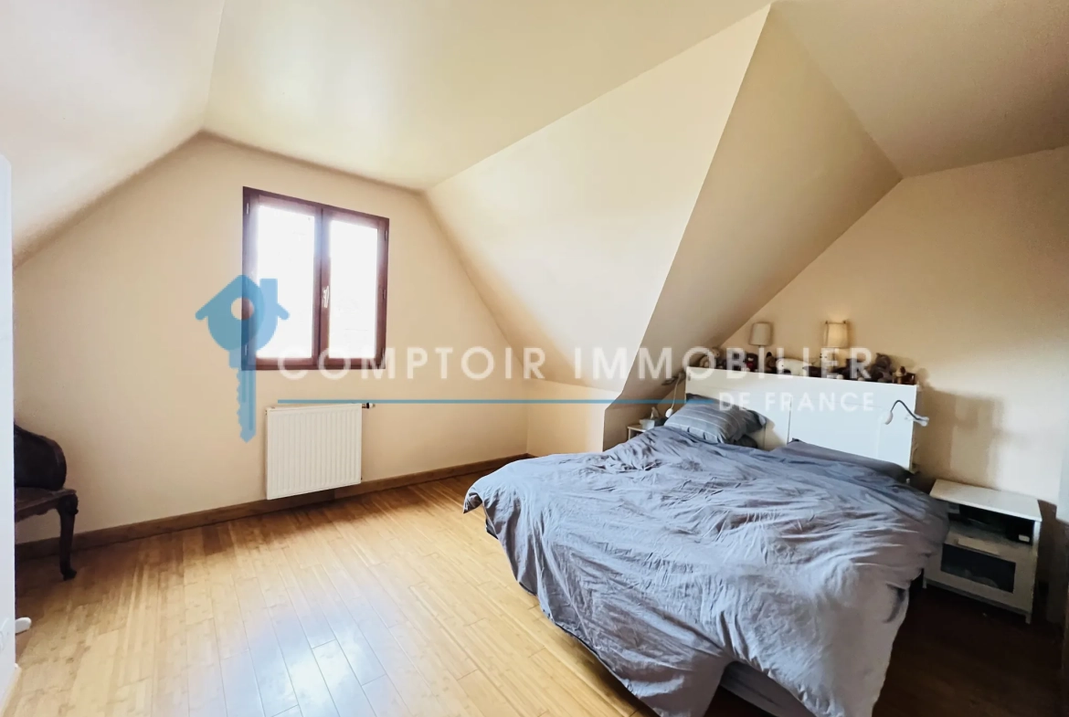 Maison moderne à Auneau avec 4 chambres et jardin paysagé 