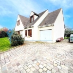 Maison moderne à Auneau avec 4 chambres et jardin paysagé