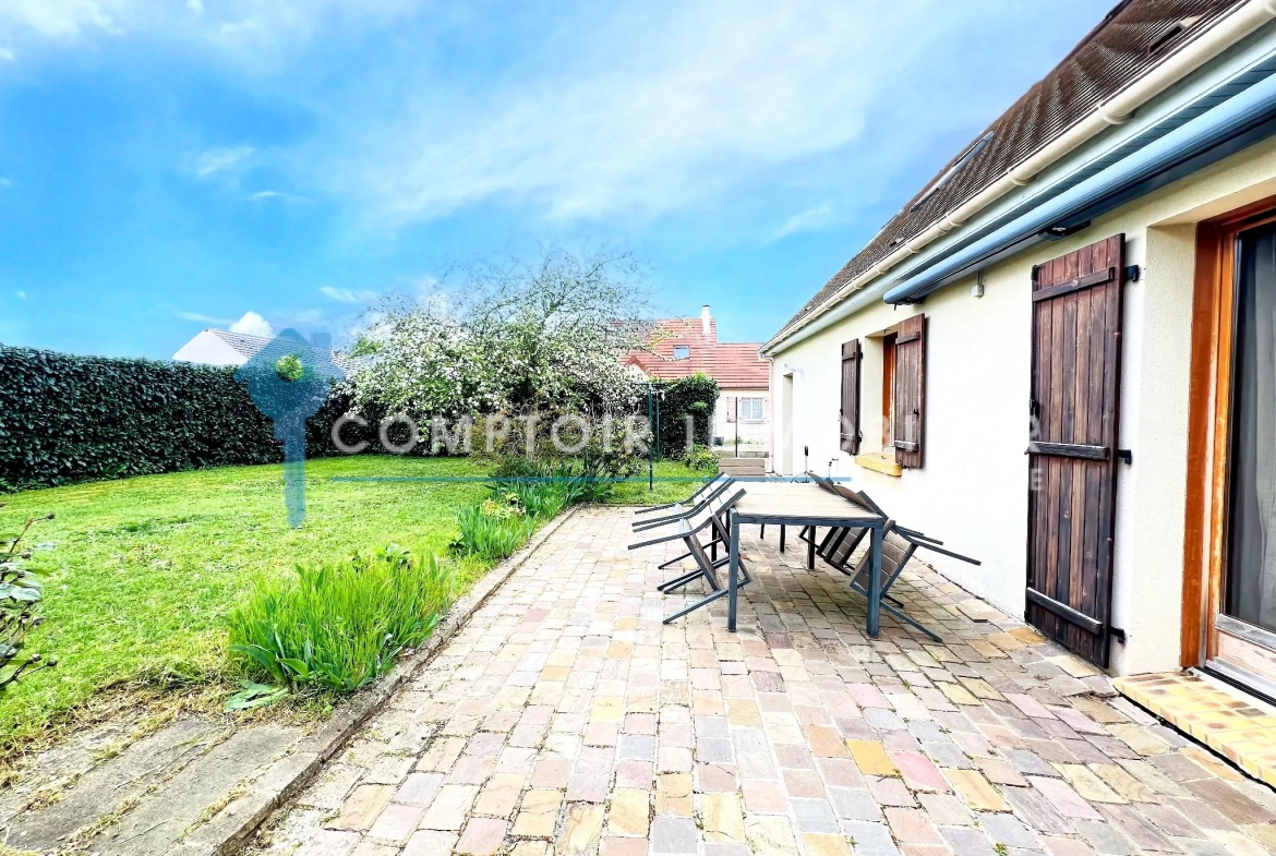 Maison moderne à Auneau avec 4 chambres et jardin paysagé 