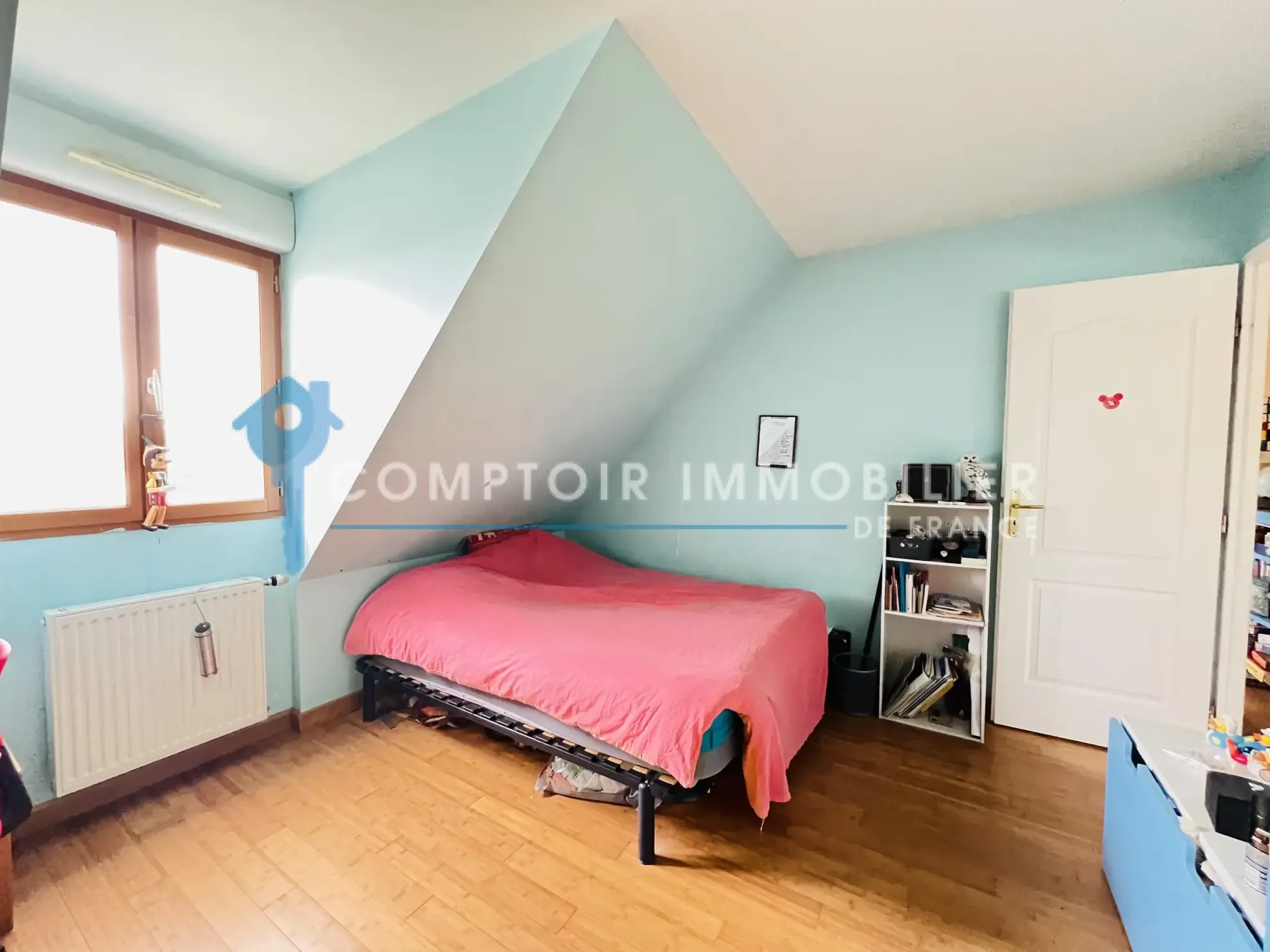 Maison moderne à Auneau avec 4 chambres et jardin paysagé 