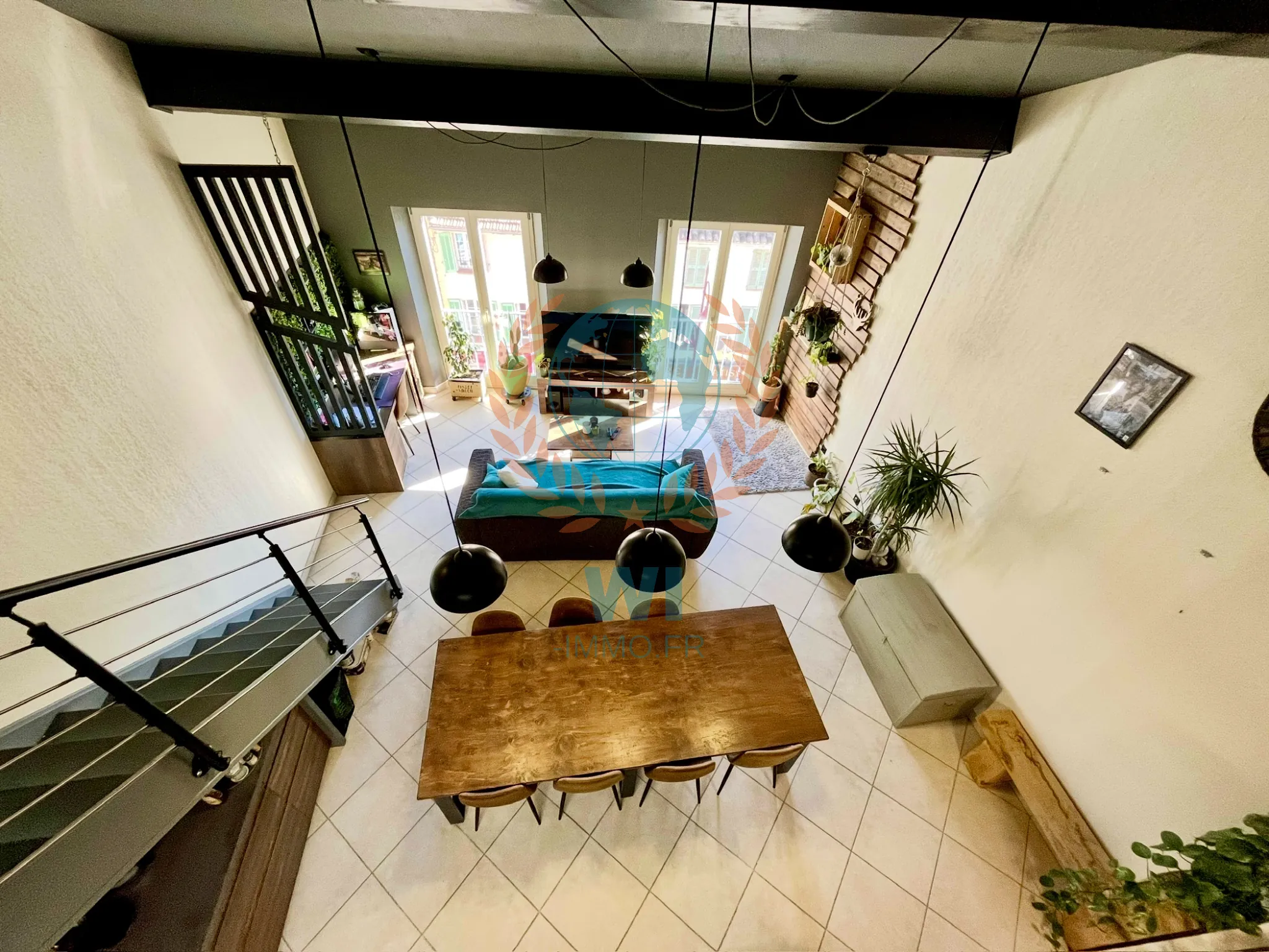 Magnifique duplex rénové de 59 m² à Vidauban avec vue dégagée et prestations haut de gamme 