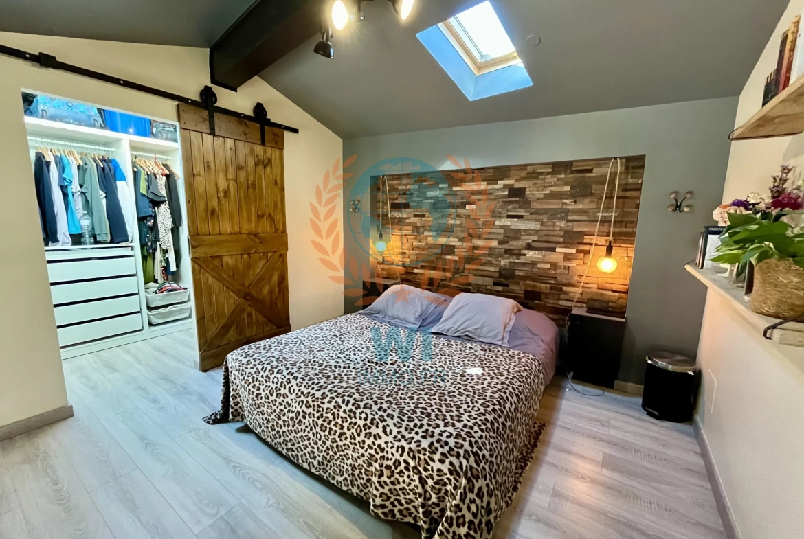 Magnifique duplex rénové de 59 m² à Vidauban avec vue dégagée et prestations haut de gamme 