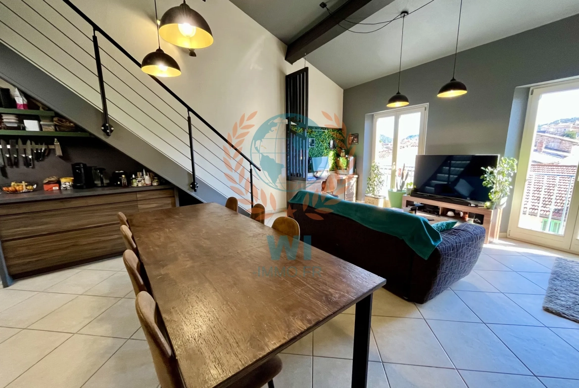 Magnifique duplex rénové de 59 m² à Vidauban avec vue dégagée et prestations haut de gamme 
