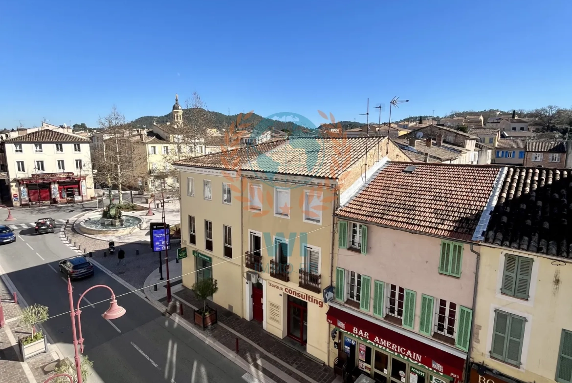 Magnifique duplex rénové de 59 m² à Vidauban avec vue dégagée et prestations haut de gamme 