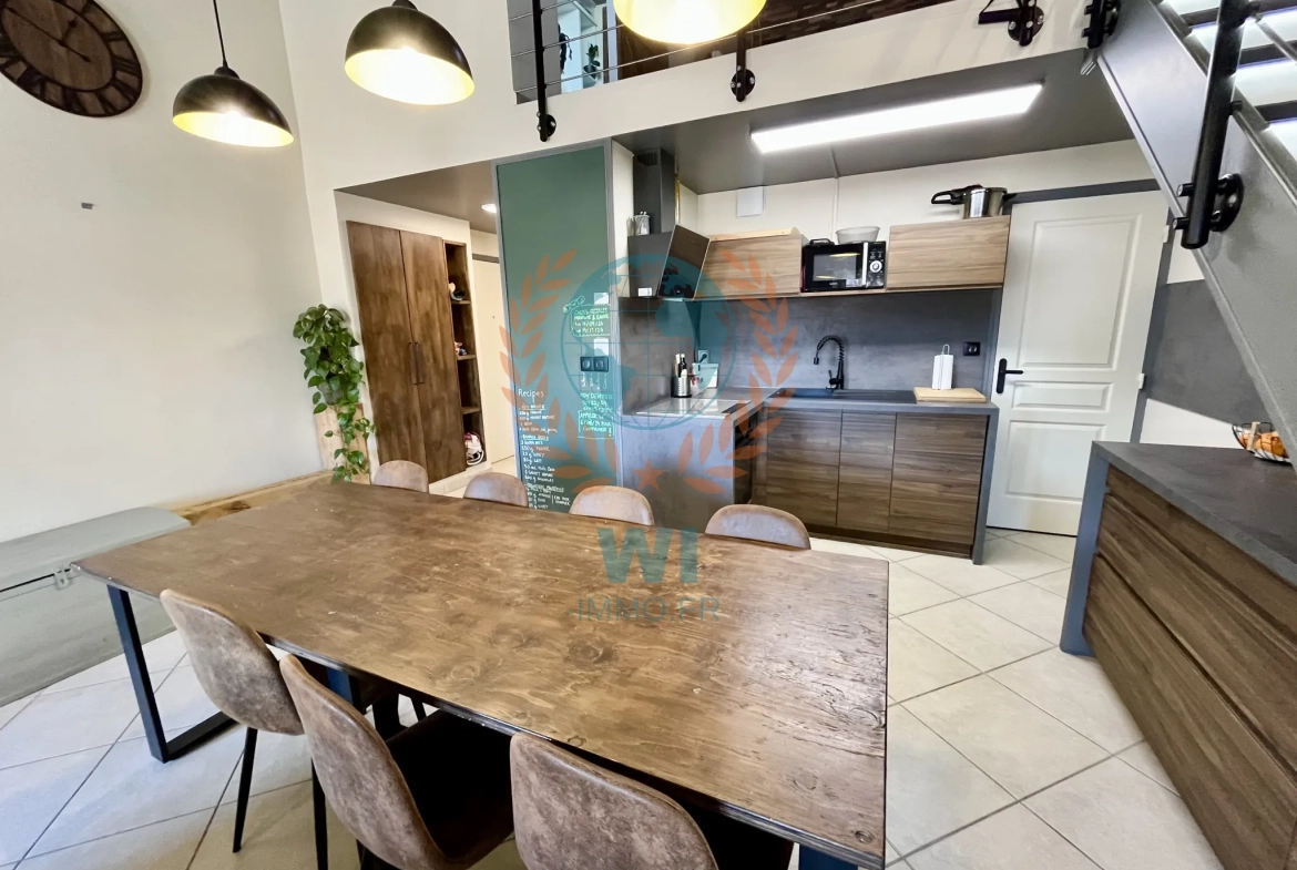 Magnifique duplex rénové de 59 m² à Vidauban avec vue dégagée et prestations haut de gamme 