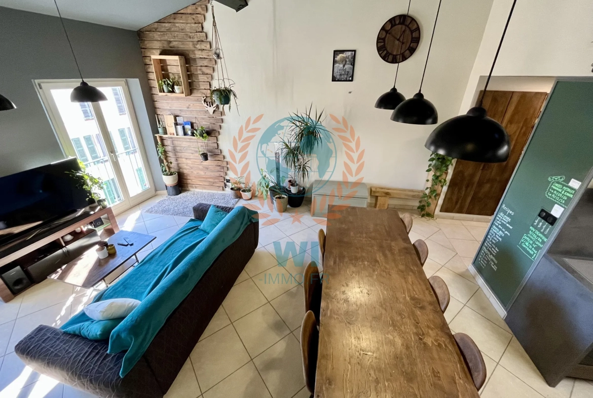 Magnifique duplex rénové de 59 m² à Vidauban avec vue dégagée et prestations haut de gamme 