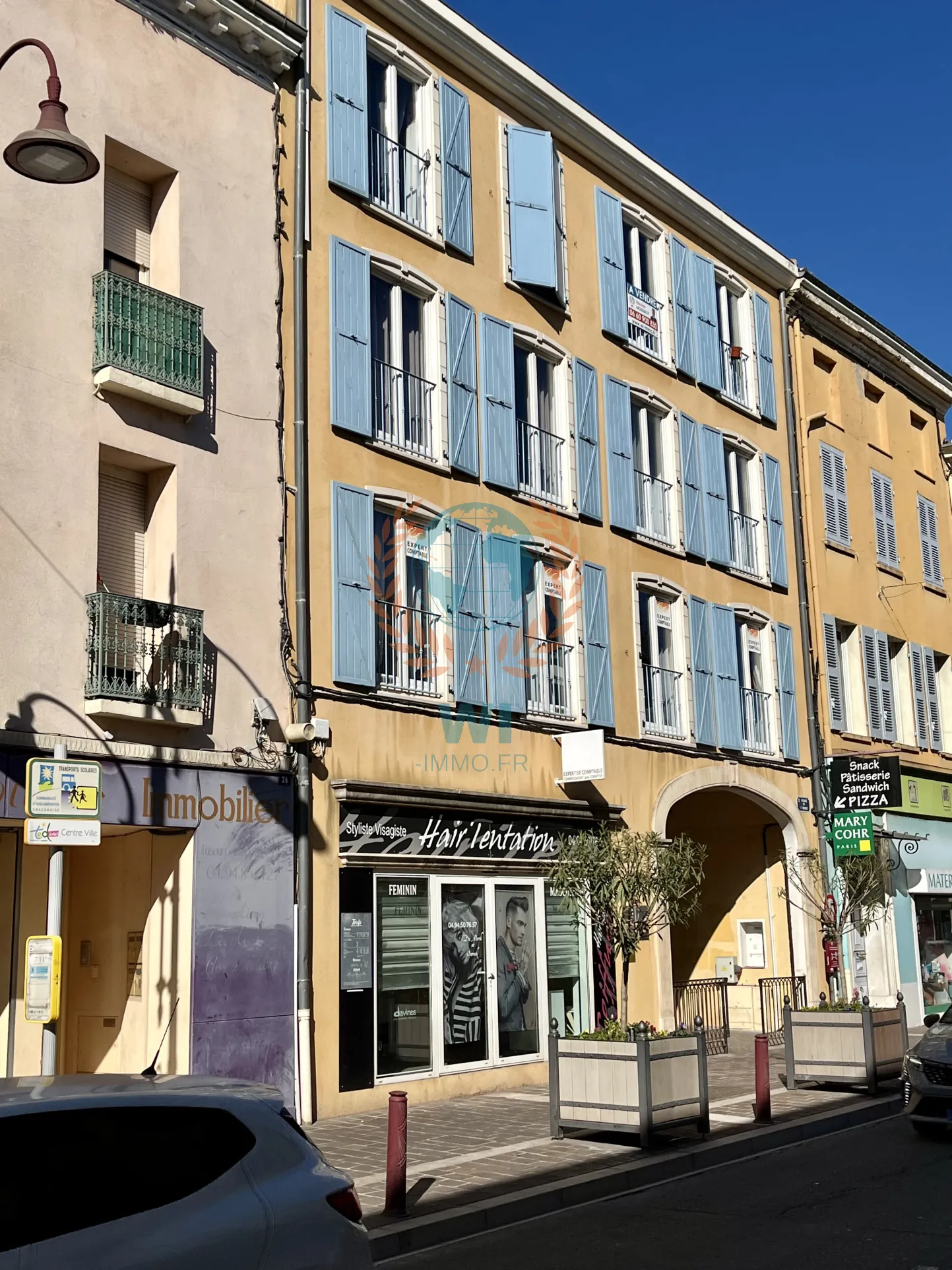 Magnifique duplex rénové de 59 m² à Vidauban avec vue dégagée et prestations haut de gamme 