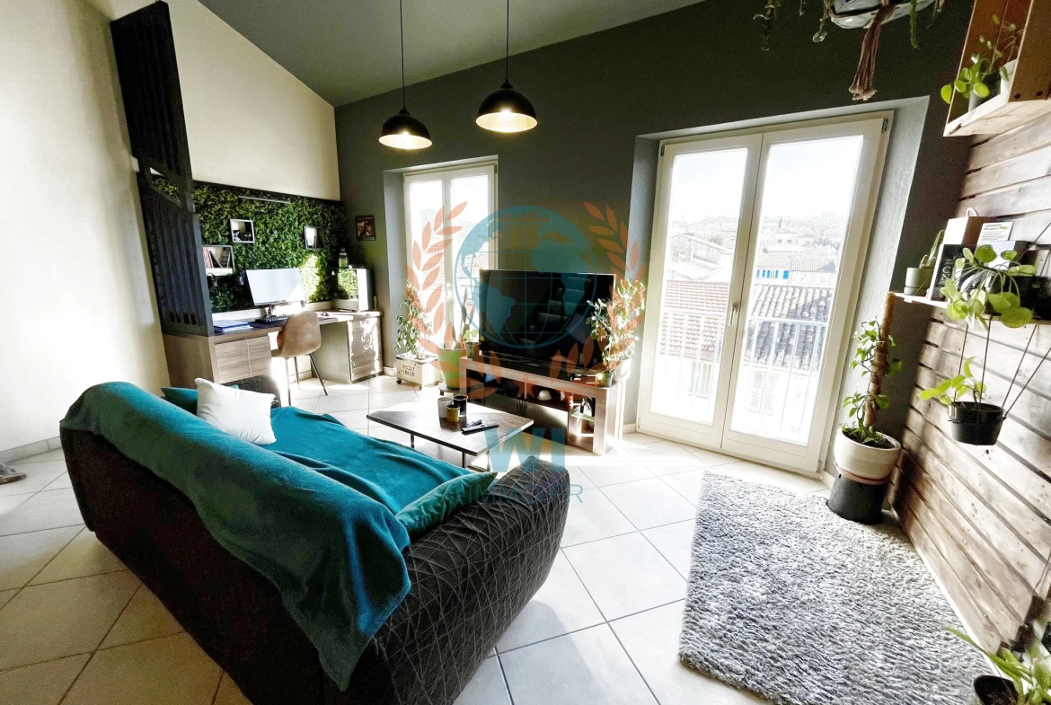 Magnifique duplex rénové de 59 m² à Vidauban avec vue dégagée et prestations haut de gamme 