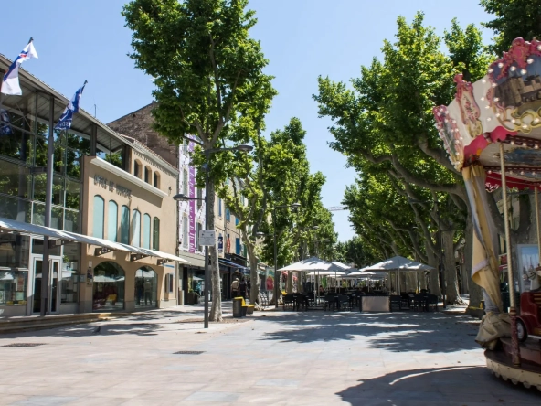 Ensemble immobilier à vendre à Istres pour investisseurs, rendement 8 %