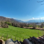 Maison avec vue sur les montagnes à Voiron, 4 chambres, dépendances, jardin de 475 m²