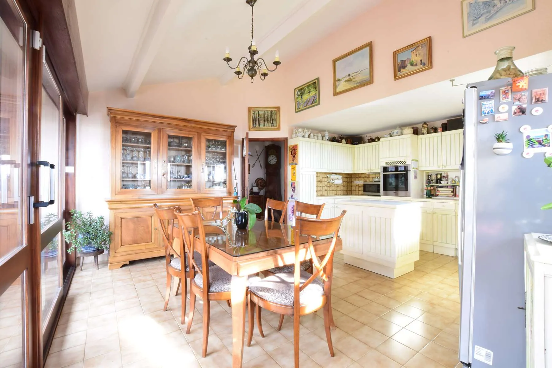 Maison avec vue sur les montagnes à Voiron, 4 chambres, dépendances, jardin de 475 m² 