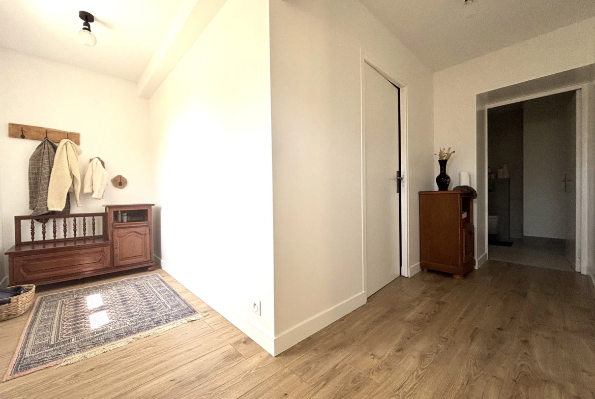 Maison briarde rénovée à La Ferté-sous-Jouarre avec jardin et 3 chambres 