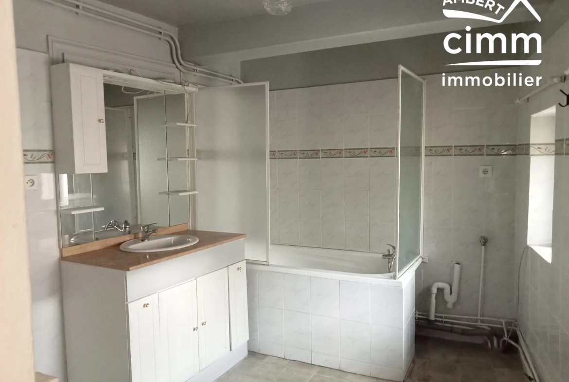 Maison de ville à Ambert - 110 m² - Centre-ville, Livradois-Forez 