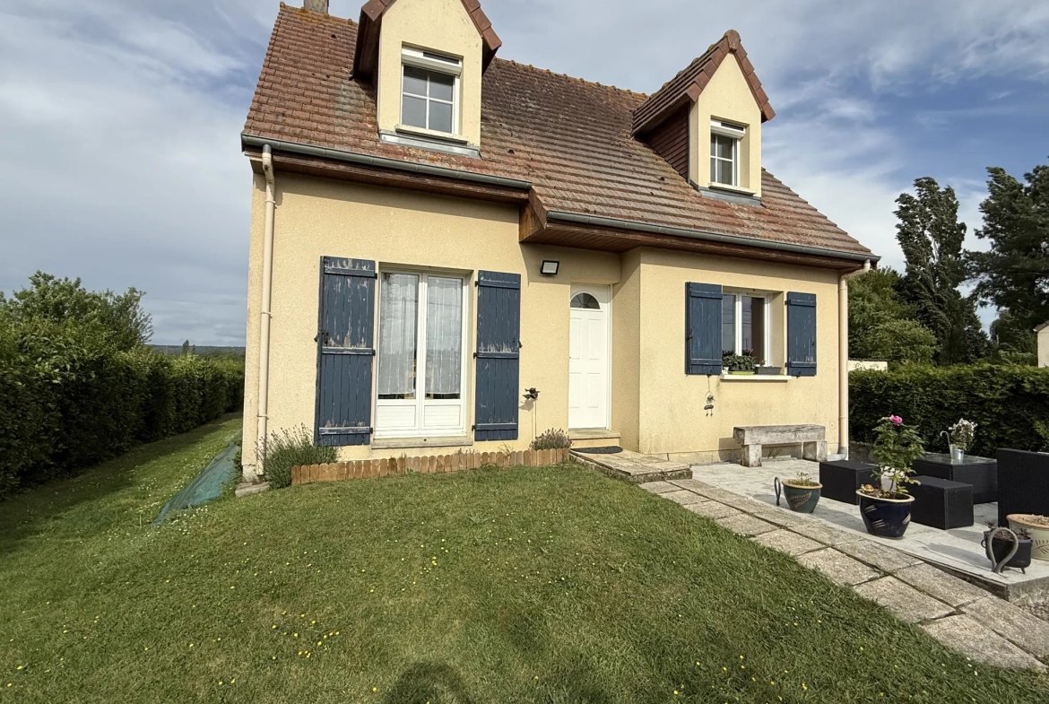 Maison familiale de 109 m² à Saint-Pierre-en-Auge avec terrain arboré 
