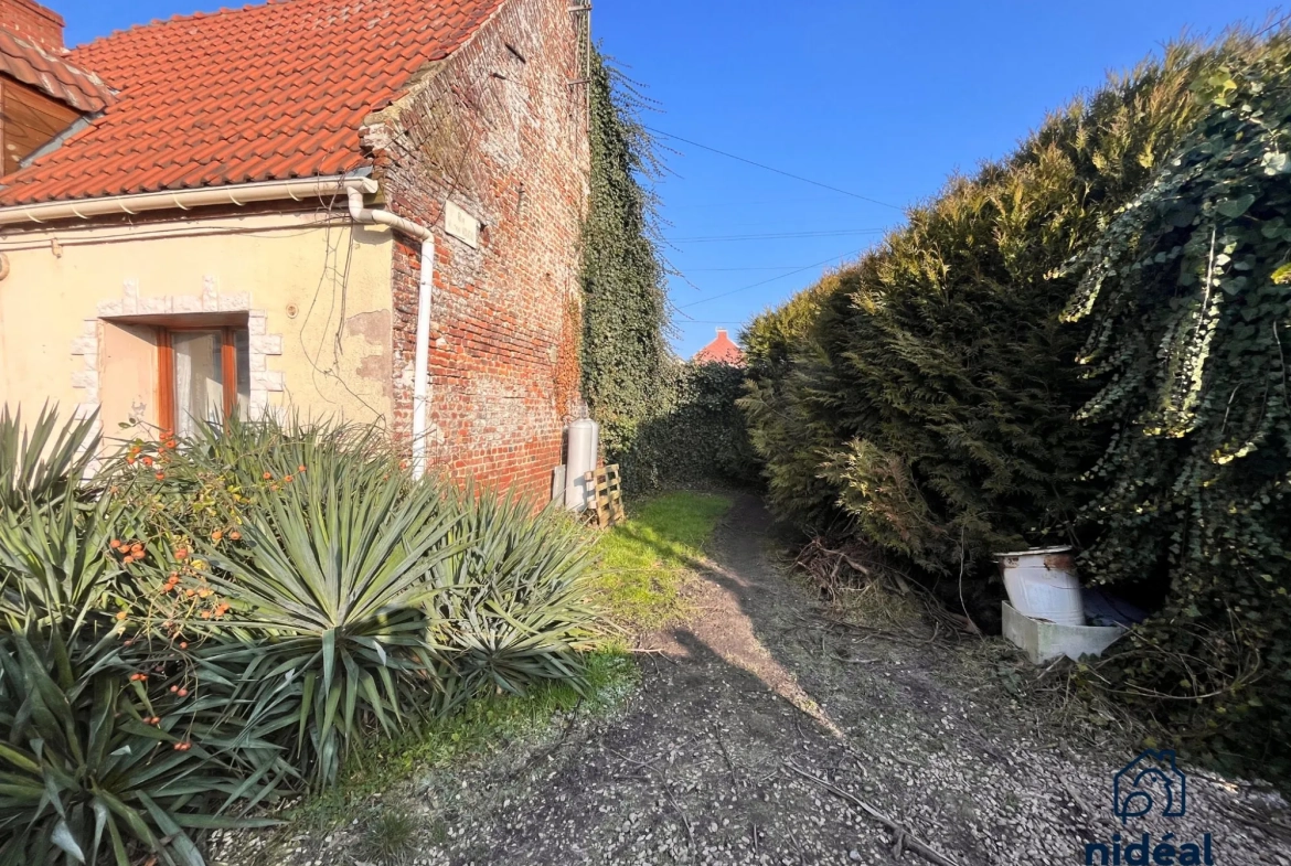 Longère à Raismes avec potentiel d’extension et rénovation, 110 m² habitables 
