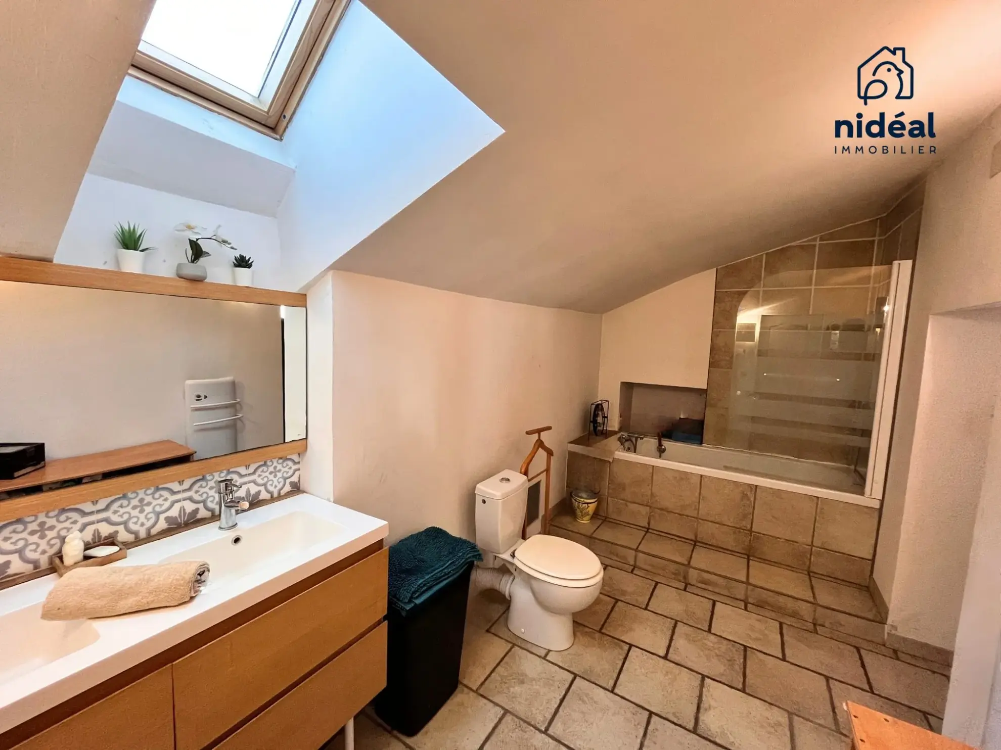 Longère à Raismes avec potentiel d’extension et rénovation, 110 m² habitables 