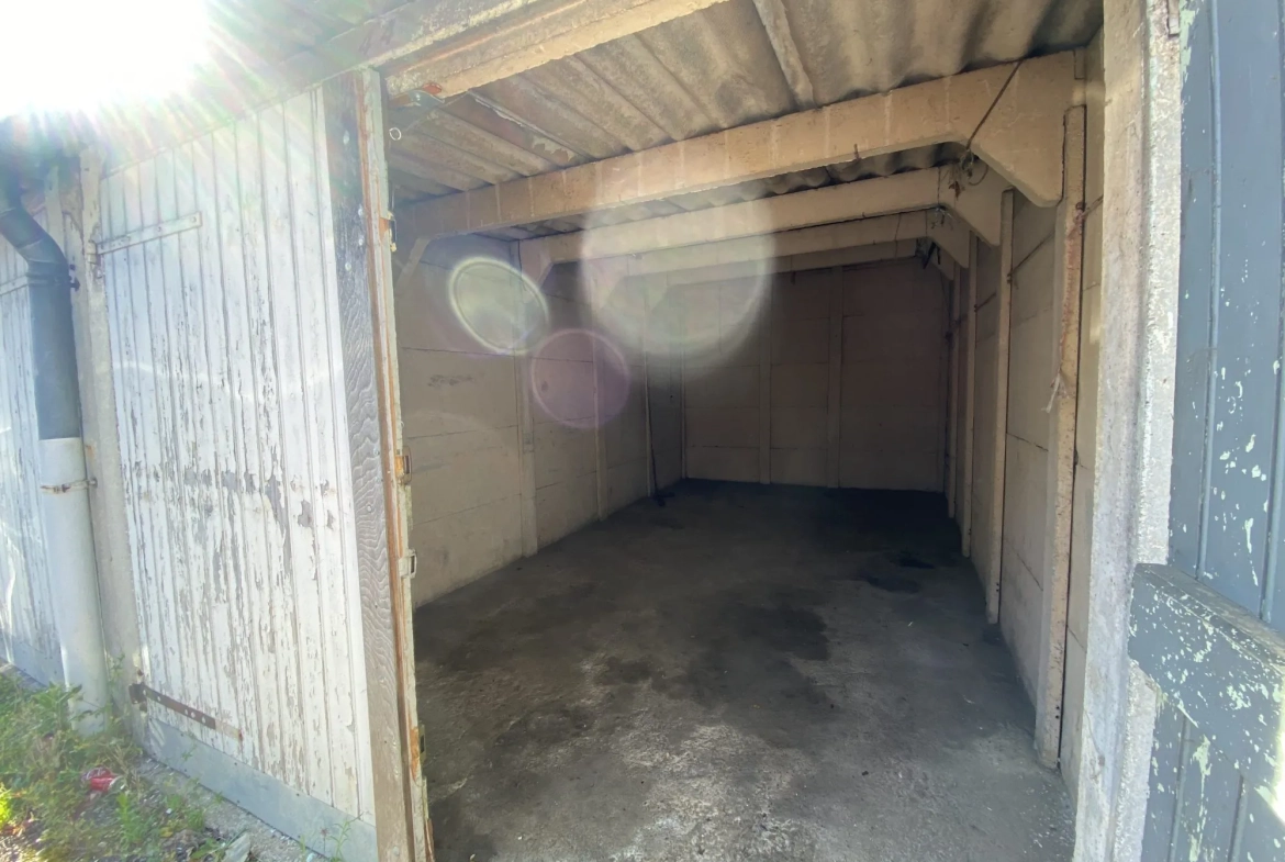 Garage aérien à vendre à Dijon dans une copropriété fiable 