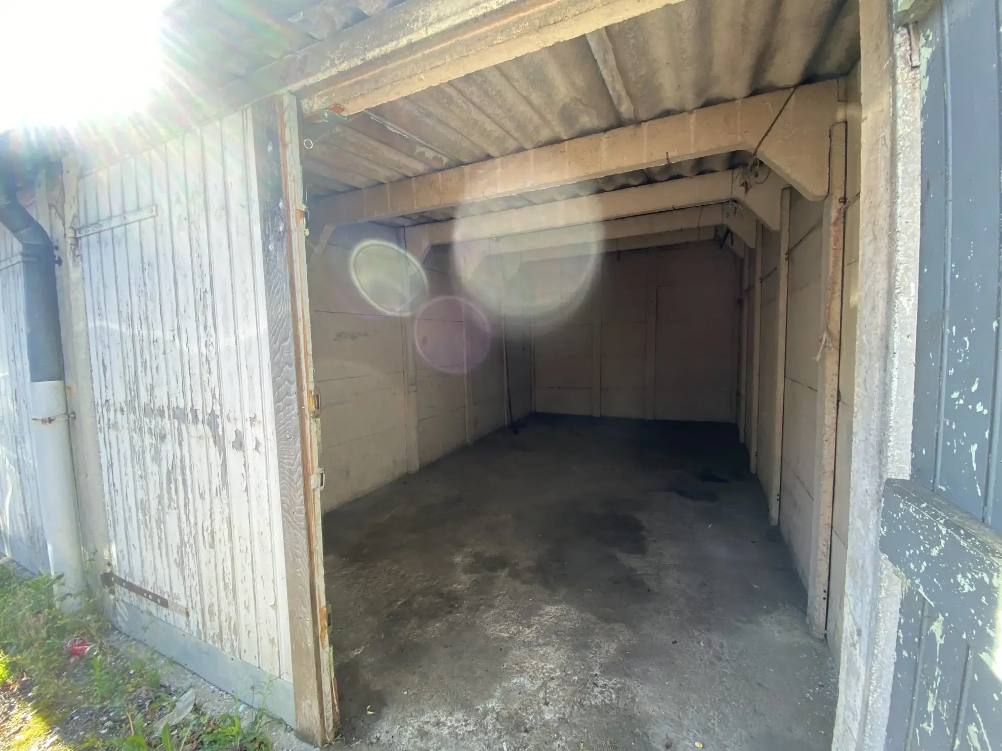 Garage aérien à vendre à Dijon dans une copropriété fiable 