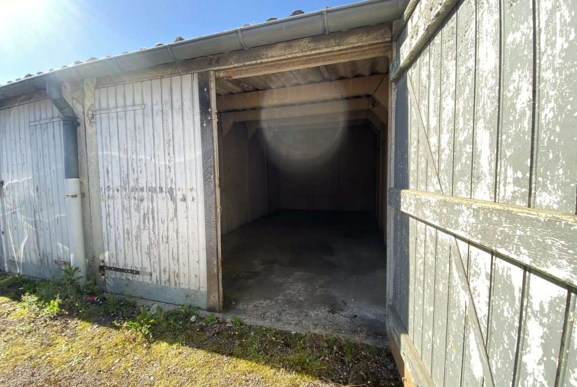 Garage aérien à vendre à Dijon dans une copropriété fiable 