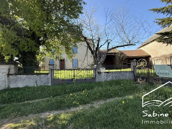 Fermette isolée avec 3 chambres et grand terrain en Occitanie