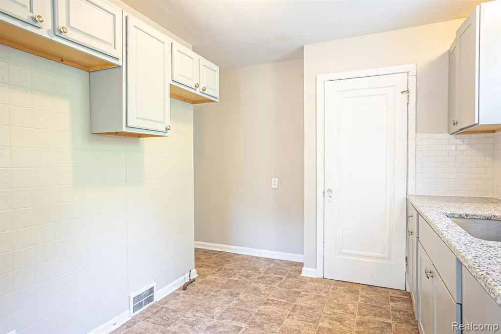 Maison familiale à vendre à Détroit, Michigan - Investissement locatif rentable 