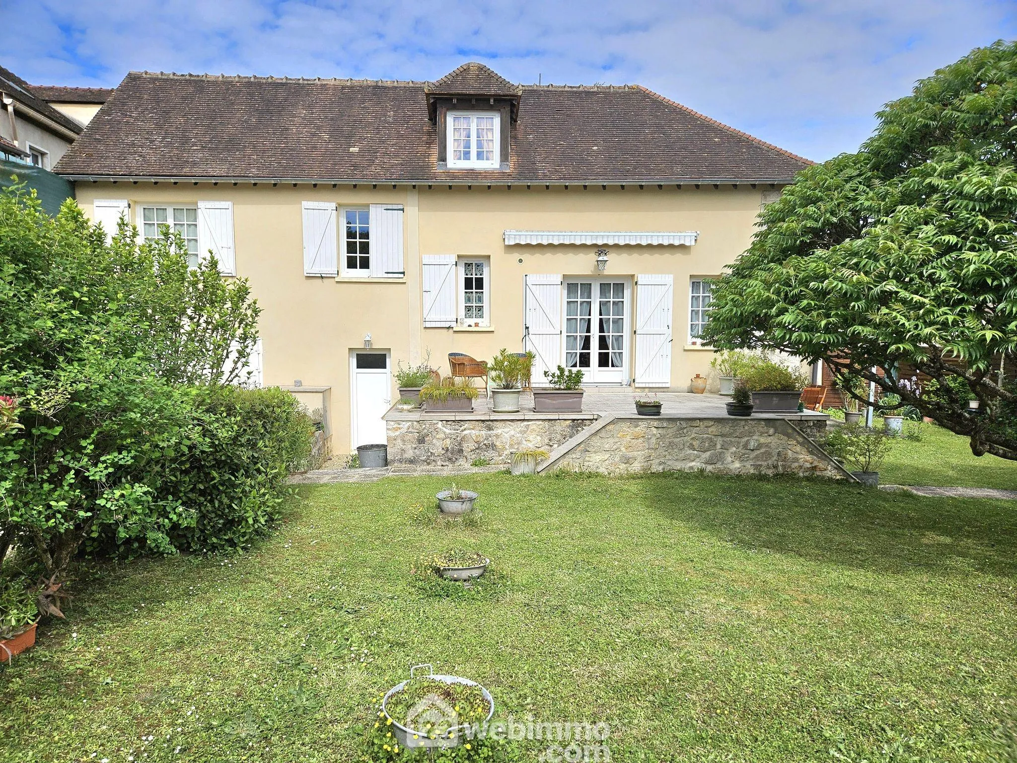 Maison de village à Nemours - 95 m² avec jardin et terrasses 
