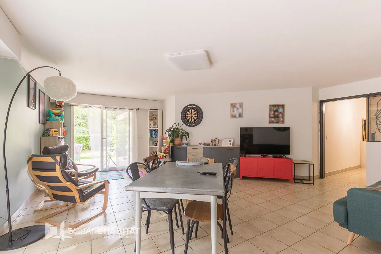 Appartement de 97m2 à Gap avec jardin, garage et cave, proche du centre-ville 