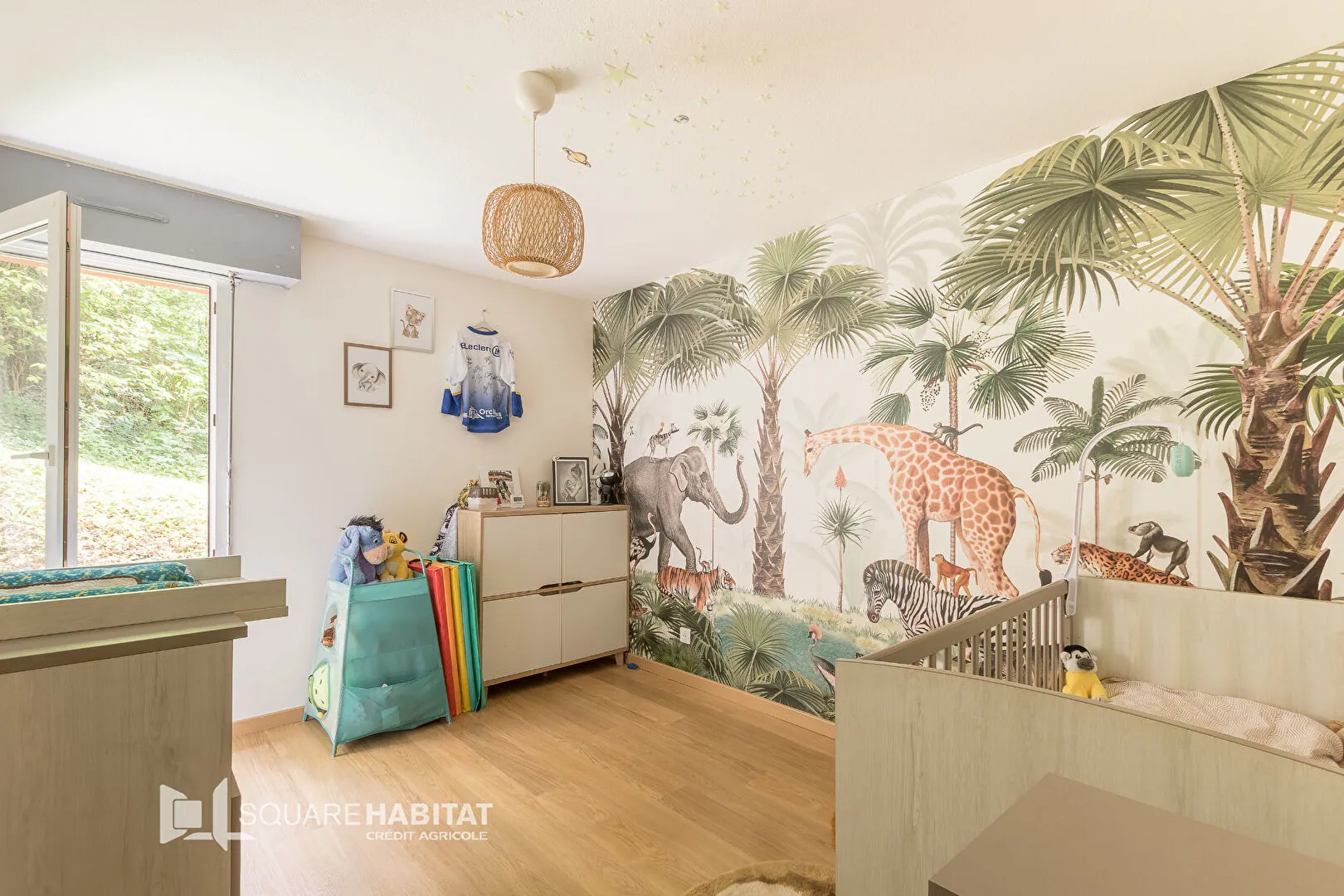 Appartement de 97m2 à Gap avec jardin, garage et cave, proche du centre-ville 