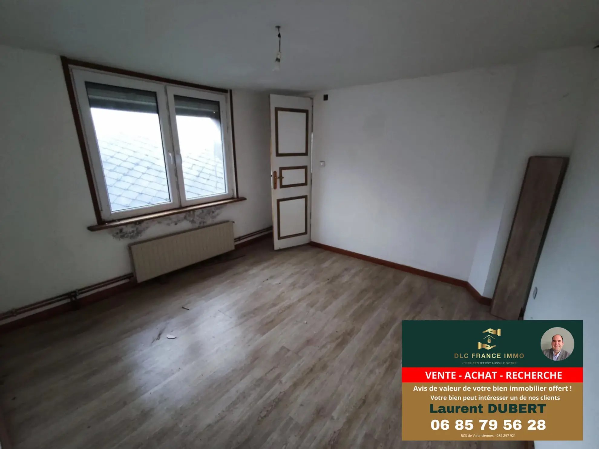 Maison semi-individuelle à Leval de 152 m² avec grand potentiel 