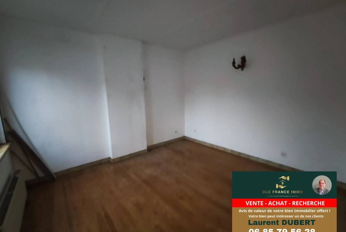 Maison semi-individuelle à Leval de 152 m² avec grand potentiel 